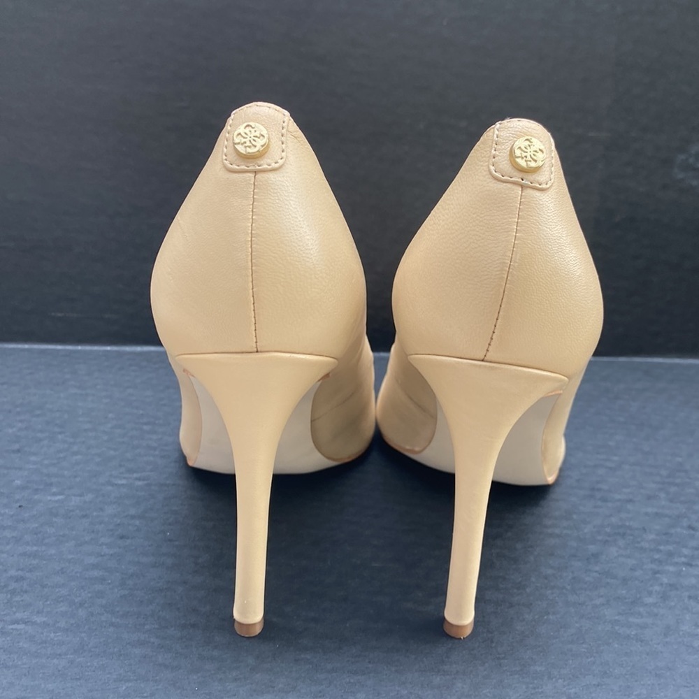 New GUESS Pumps - Picture 7 of 9